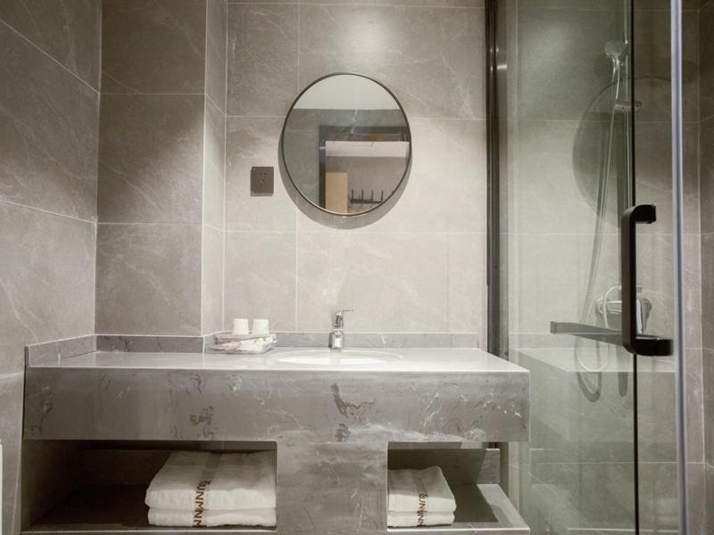 Thank Inn Chain Hotel Hunan Huaihua Hecheng District South High Speed Rail Station Eksteriør billede