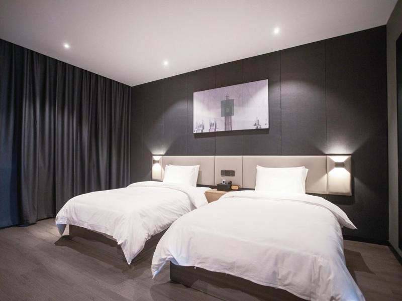 Thank Inn Chain Hotel Hunan Huaihua Hecheng District South High Speed Rail Station Eksteriør billede